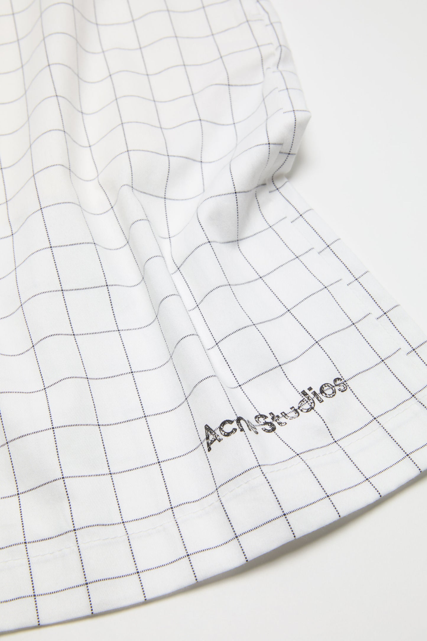 Acne Studios Casual Check Shorts – White / Black